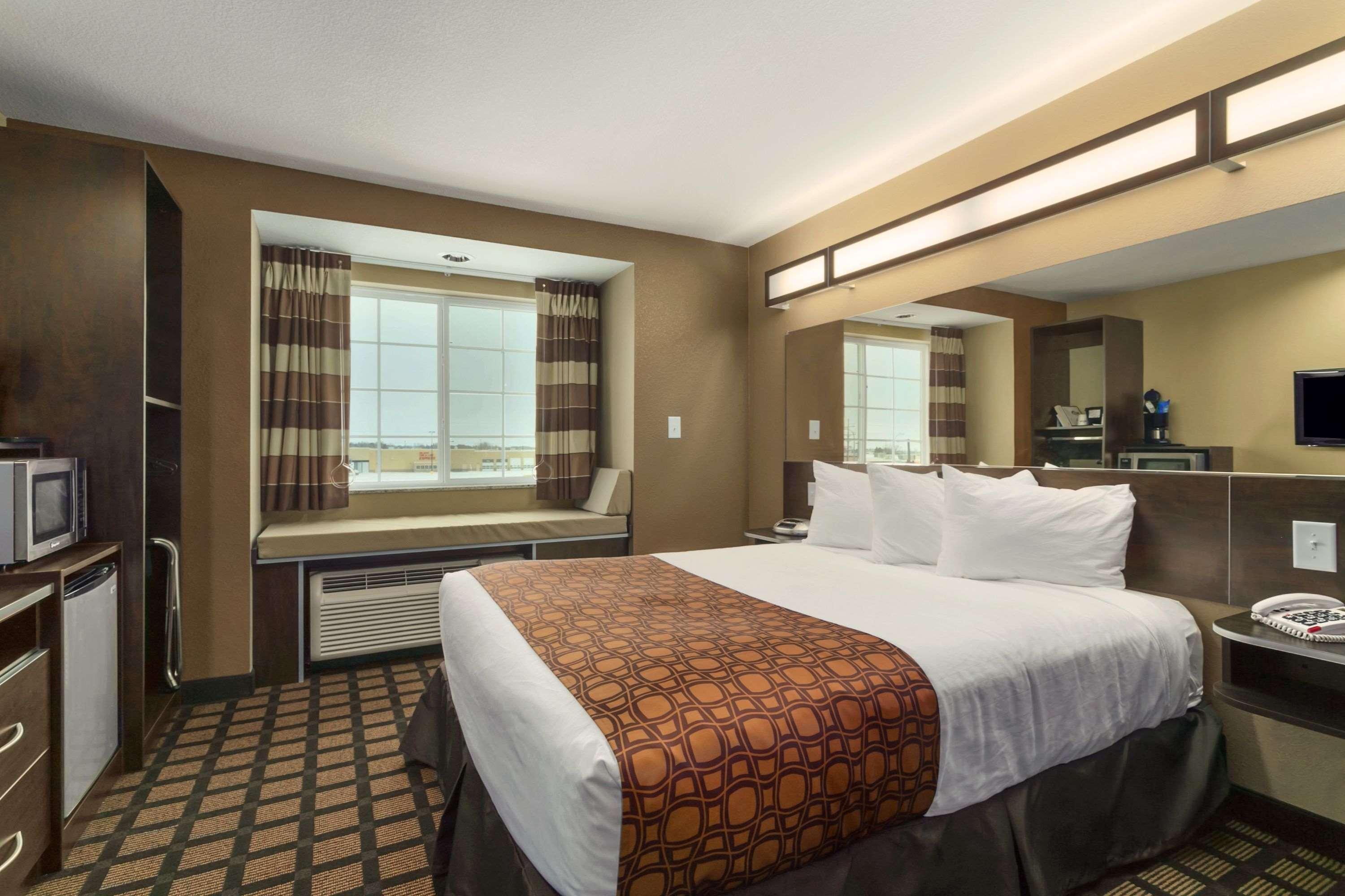 Microtel Inn & Suites By Wyndham Minot Kültér fotó