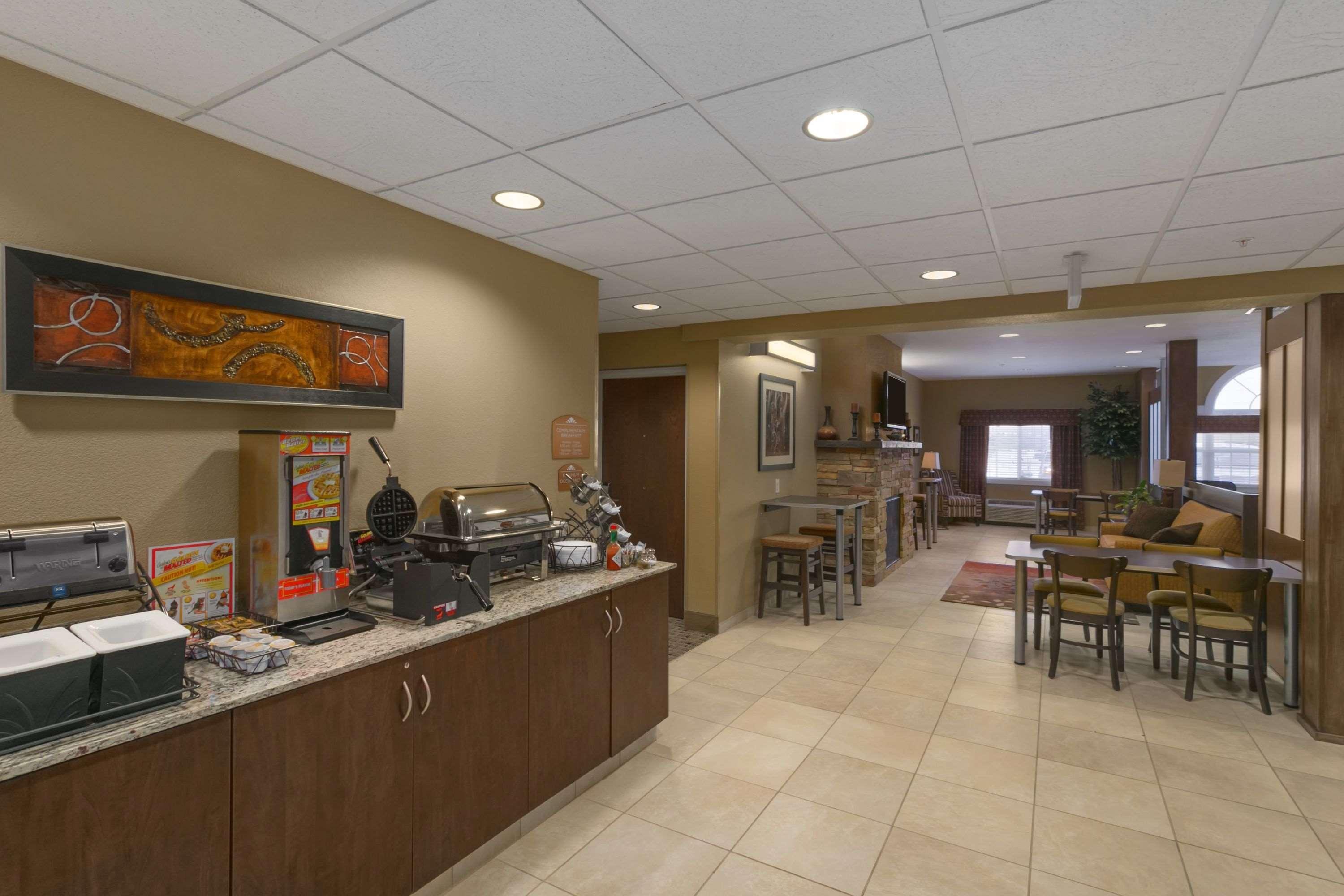 Microtel Inn & Suites By Wyndham Minot Kültér fotó
